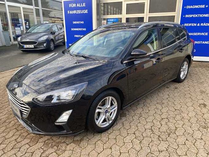 Ford Focus Cool&Connect Hybrid AHK in 32469 Petershagen Ford Focus Cool&Connect Hybrid AHK