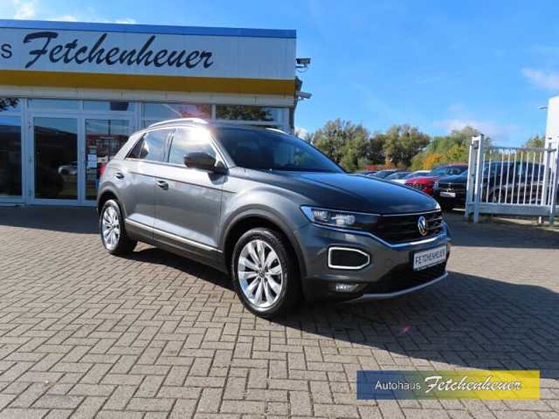 Volkswagen T-Roc Sport1.5 Aut. NAVI+LED+RFK+ACC+SHZ+GJR+AHK in 19057 Schwerin Volkswagen T-Roc Sport1.5 Aut. NAVI+LED+RFK+ACC+SHZ+GJR+AHK