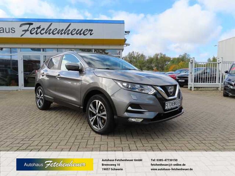 Nissan Qashqai N-Connecta NAVI+RFK+BEH.WSS+SHZ+TEMP+AHK in 19057 Schwerin Nissan Qashqai N-Connecta NAVI+RFK+BEH.WSS+SHZ+TEMP+AHK