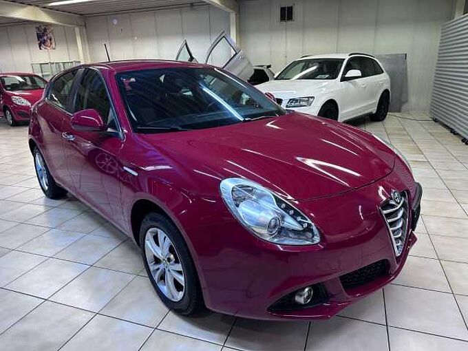 Alfa Romeo Giulietta 1.4 TB 16V*Scheckheft*Klima*Tüv Neu* in 74248 Ellhofen Alfa Romeo Giulietta 1.4 TB 16V*Scheckheft*Klima*Tüv Neu*