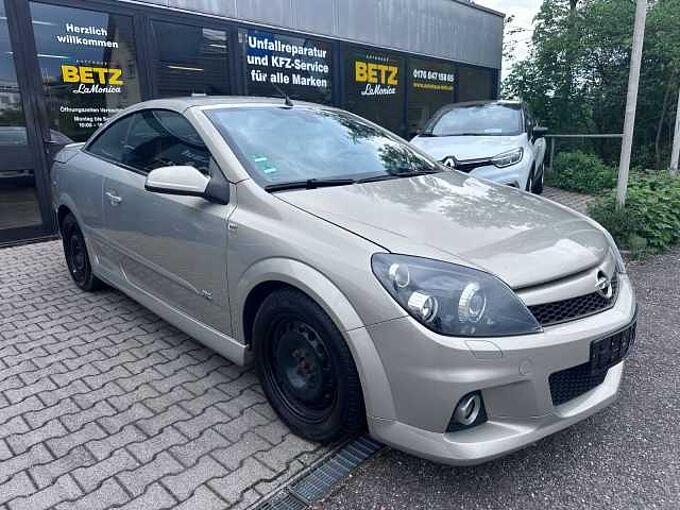 Opel Astra H*Navi*Parkhilfe*Leder* in 74248 Ellhofen Opel Astra H*Navi*Parkhilfe*Leder*