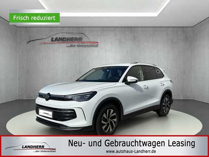 Volkswagen Tiguan 1.5 TSI Life // AHK/Navi/Winterpaket /elektr. Heckklappe