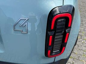 Renault 4 E-Tech Neufahrzeug