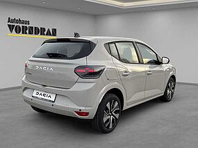 Dacia Sandero Neufahrzeug