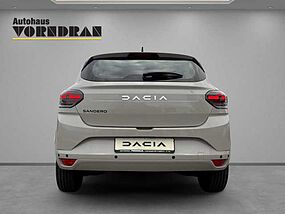 Dacia Sandero Neufahrzeug