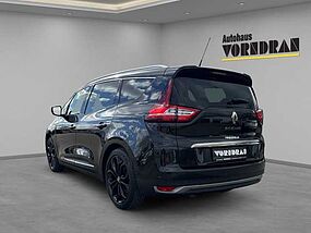 Renault Grand Scenic Vorführfahrzeug