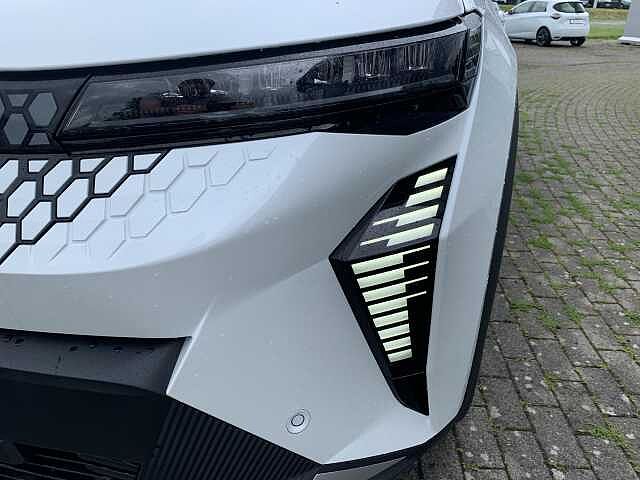 Renault Scenic Iconic 360°Kamera, Glasdach, SHZ, HarmanK. el. Sitze
