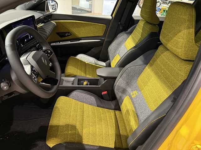 Renault 5 E-Tech Iconic Five 150 Navi SHZ PDC vo+hi+Kamera