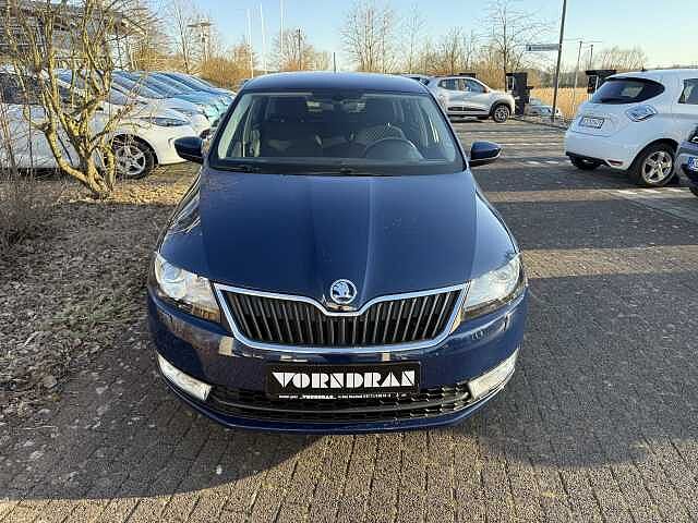 SKODA Rapid Spaceback Drive 1.4 TSI DSG AHK Xenon Kamera