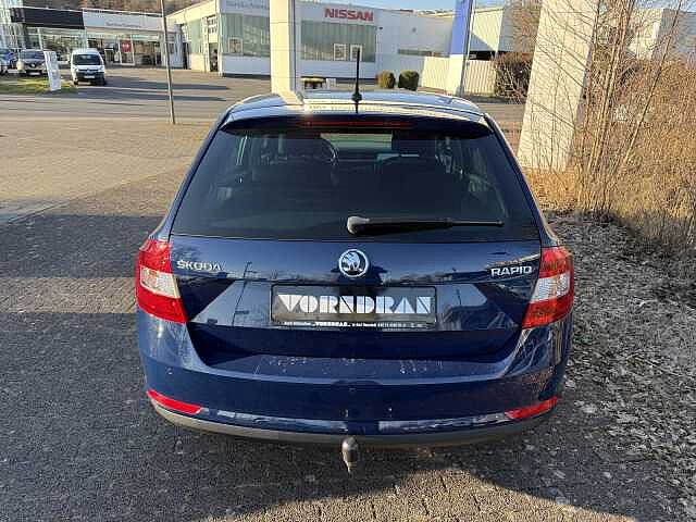 SKODA Rapid Spaceback Drive 1.4 TSI DSG AHK Xenon Kamera