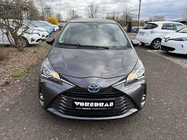 Toyota Yaris Hybrid Y20 Club SHZ Kamera M+S