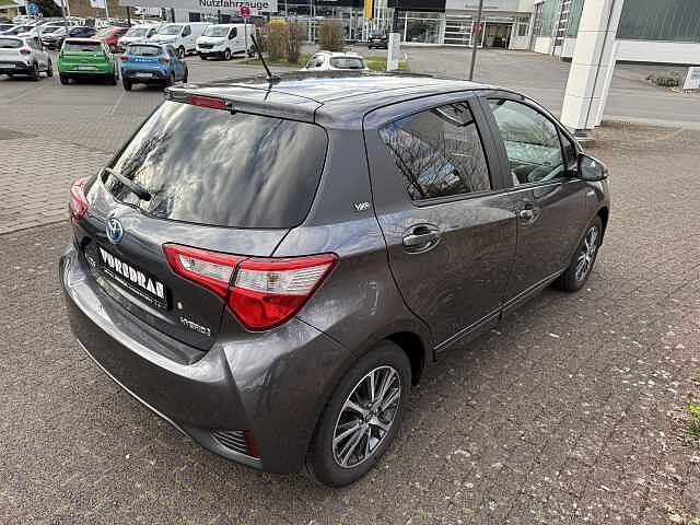 Toyota Yaris Hybrid Y20 Club SHZ Kamera M+S