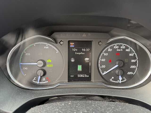 Toyota Yaris Hybrid Y20 Club SHZ Kamera M+S