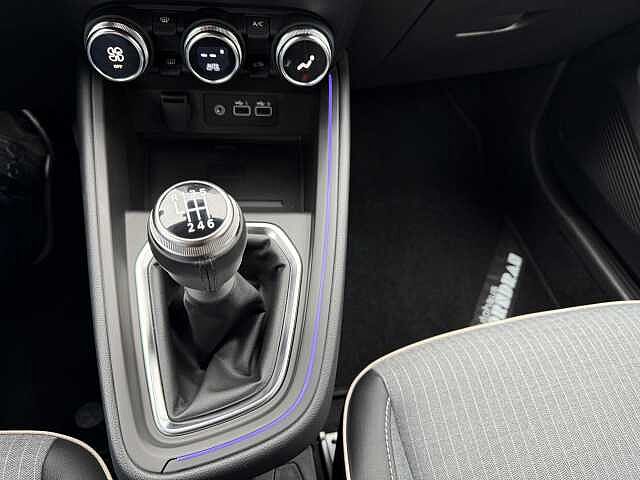 Renault Clio V Techno TCe 90 SHZ, Navi 9,3, PDC+Kamera Alu17'