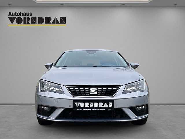 SEAT Leon 1.8 TSI Xcellence AHK Navi Klima PDC vo+hi