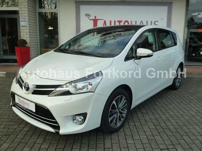 Toyota Verso - Edition-S, Navi*, Xenon, Pano, Sitzhz., Rückfahrk., usw..