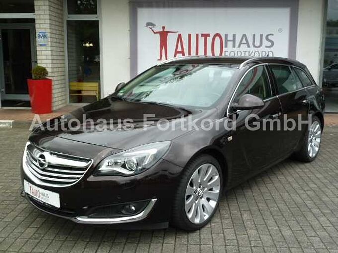Opel Insignia 2.0 CDTI Sports T., Navi, Leder, Xenon, AHK, PDC, Sitzhz., usw..