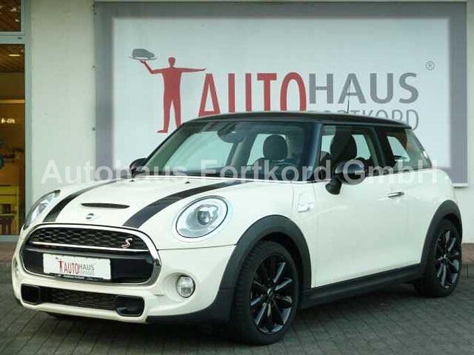 MINI Cooper S Aut., LED-SW, Navi, Leder+ Sitzhz.