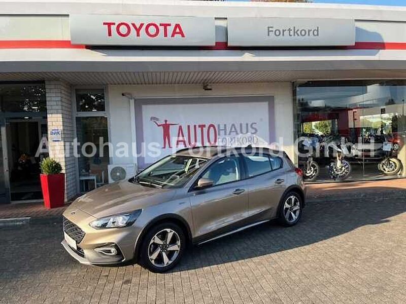 Ford Focus Active 1.0 EcoB. - 4türig,  ACTIVE - Navi, PDC, Alu, SZ
