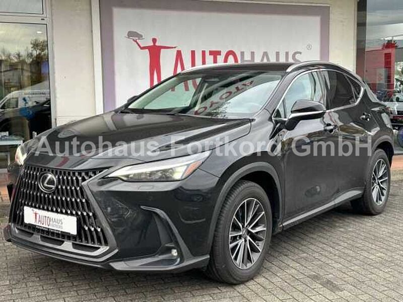 Lexus NX450h+ 4x4 Business - Navi, PDC, Leder, TW, SZ in 33689 Bielefeld Lexus NX450h+ 4x4 Business - Navi, PDC, Leder, TW, SZ