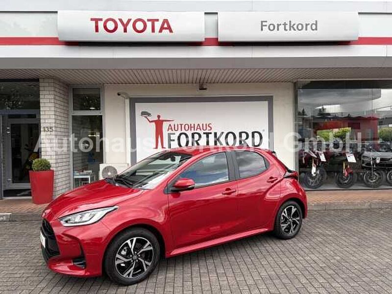 Toyota Yaris Style - 1.5 Hybrid - Navi, KEYLESS, SHZ.