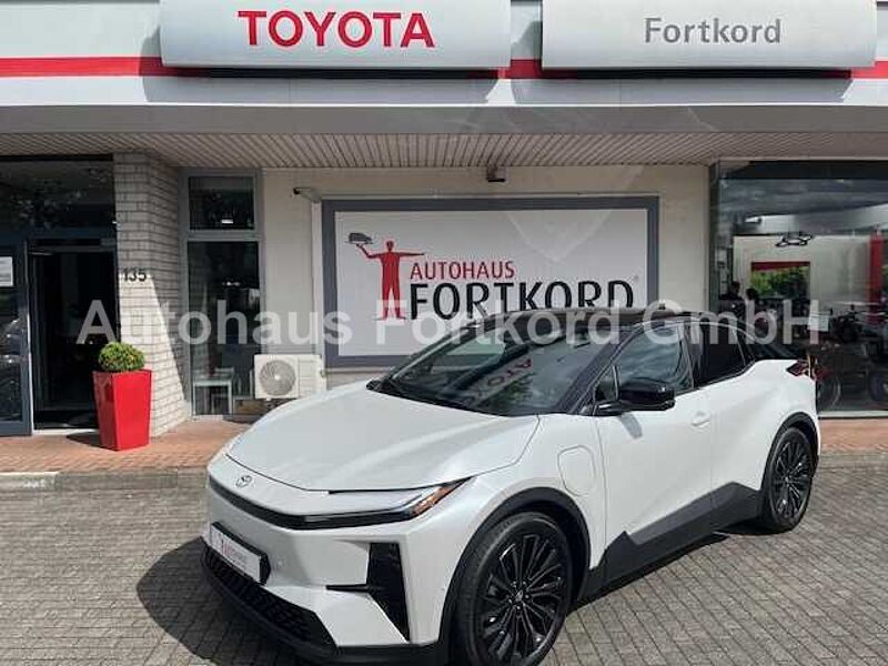 Toyota C-HR + Plus Lounge 4x4 - 77kwh - JBL, Pano., 360° Kam., ... in 33689 Bielefeld Toyota C-HR + Plus Lounge 4x4 - 77kwh - JBL, Pano., 360° Kam., ...
