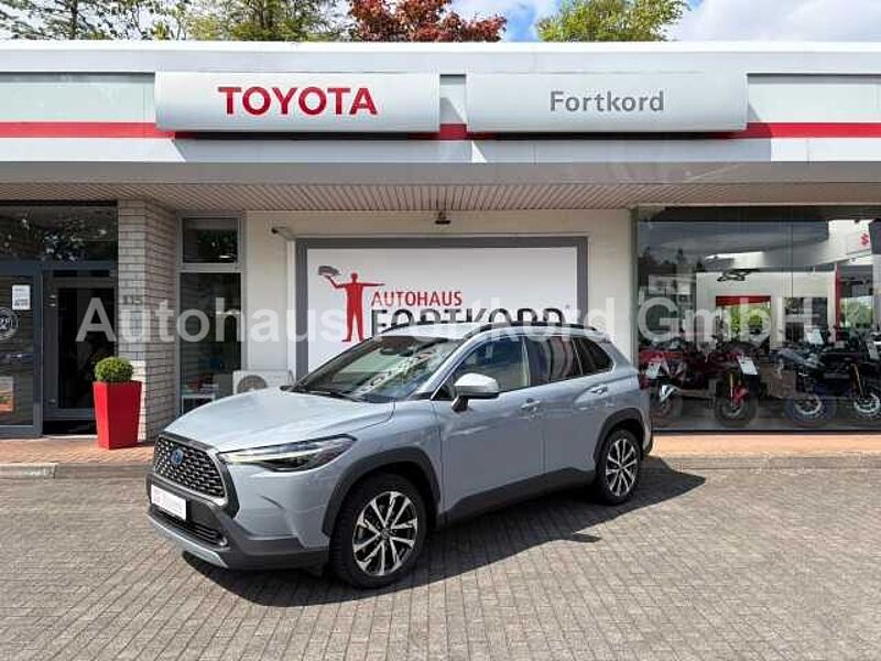 Toyota Corolla Cross 2.0 Hybrid Style 4x4 - Allwetter, LED, LHZ., Navi., ...