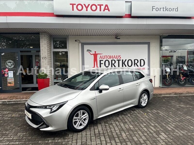 Toyota Corolla Touring Sports 2.0 Hybrid 'Teamplayer' - SHZ, LED, Navi., ...