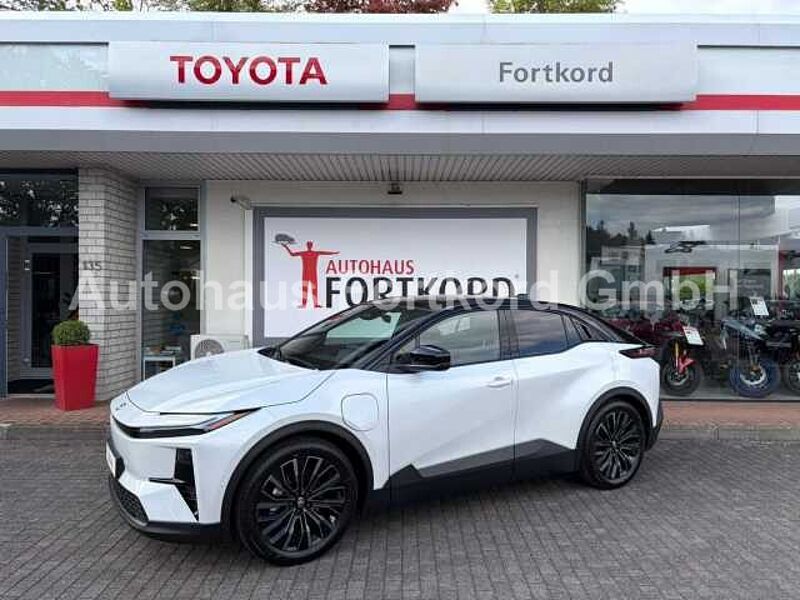 Toyota C-HR + Plus Lounge 4x4 - 77kwh - JBL, Pano., 360&deg; Kam., ...