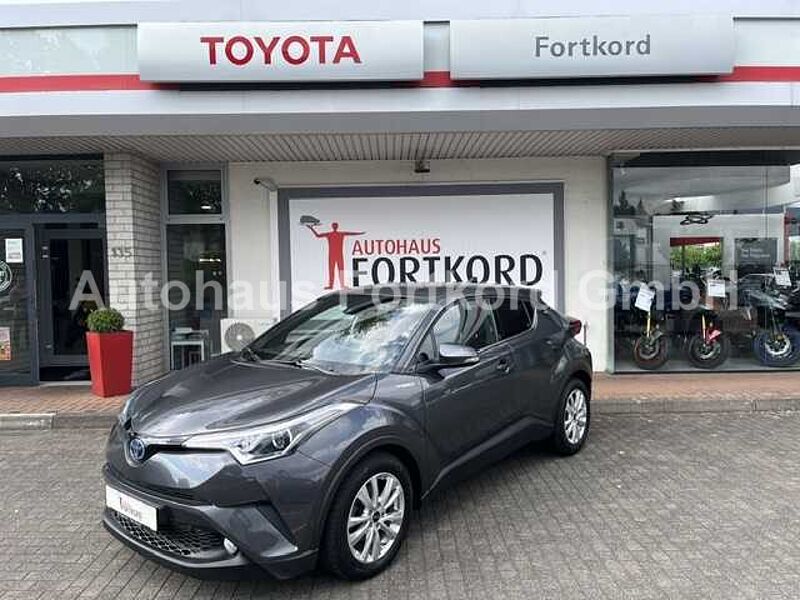 Toyota C-HR 1.8 Hybrid Team D - IPS, LED, LH+SH, PDC, ... in 33689 Bielefeld Toyota C-HR 1.8 Hybrid Team D - IPS, LED, LH+SH, PDC, ...