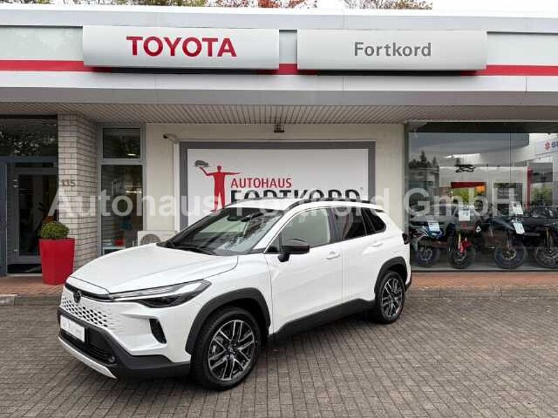 Toyota Corolla Cross 2.0 Hybrid Style - NAVI, LHZ, LED, PDC, SZ in 33689 Bielefeld Toyota Corolla Cross 2.0 Hybrid Style - NAVI, LHZ, LED, PDC, SZ