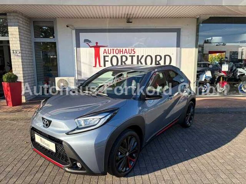 Toyota Aygo X Undercover - JBL, LED, Navi, SZ, PDC, Alu